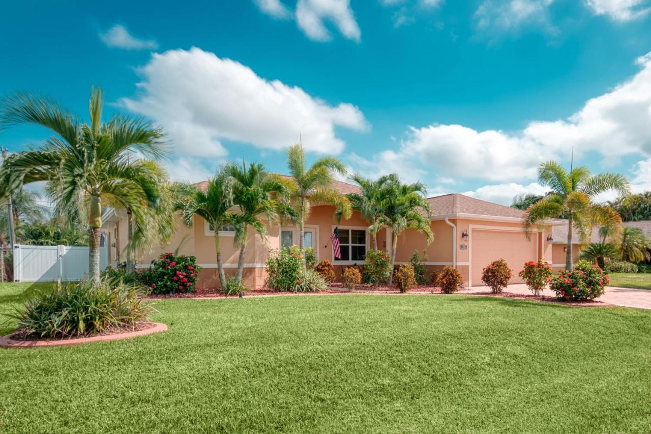 Villa Holiday Sunrise Cape Coral Ngoại thất bức ảnh